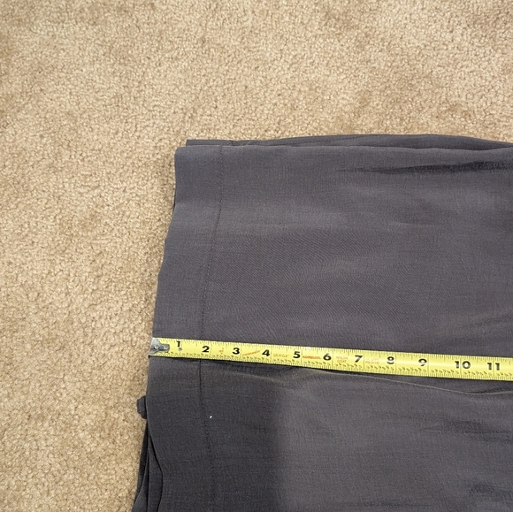 Elegant Gray Wide-Leg Pants - Picture 10 of 11